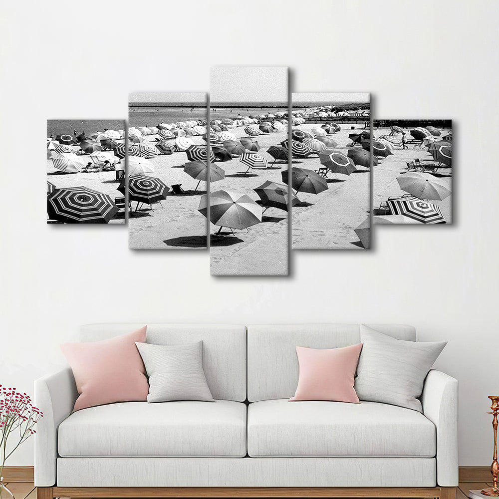 Beach Umbrella in Hawaii, Black and White, Summer Wall Art, Beach House Decor, Mixed 5 Pieces Canvas Print