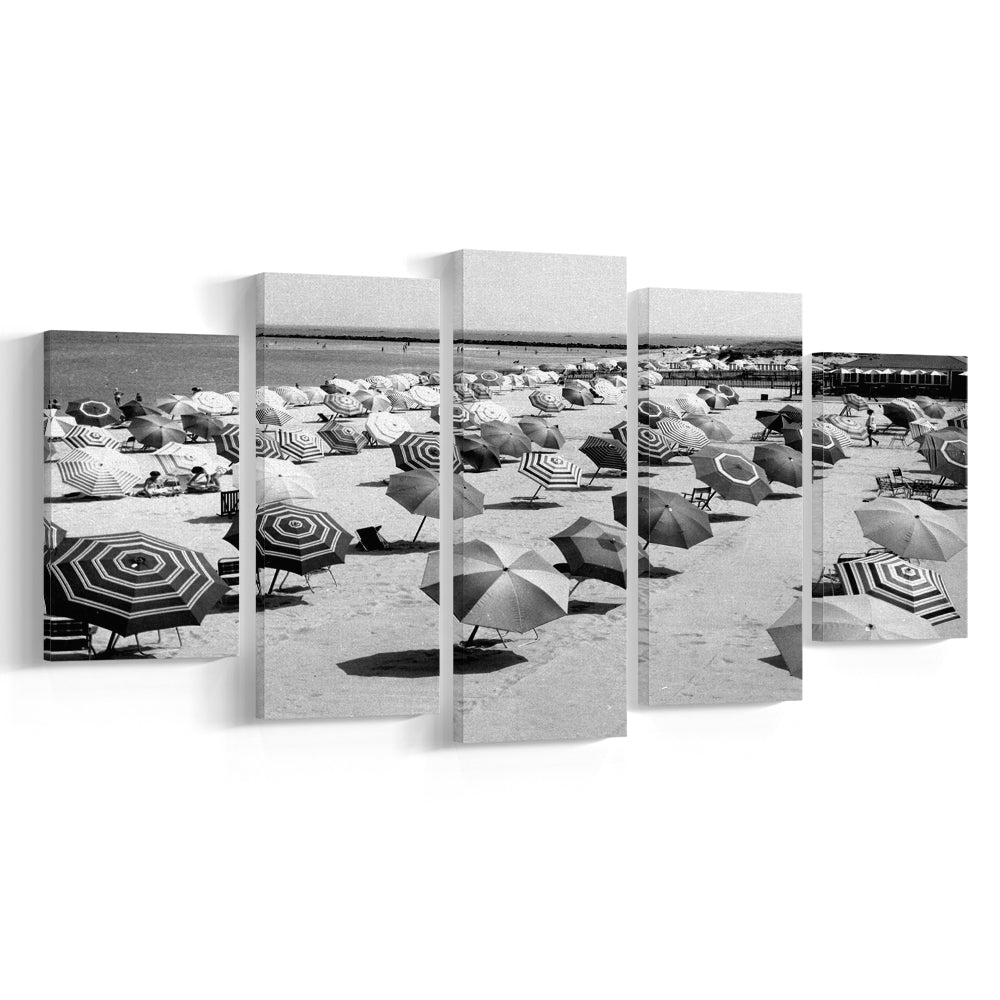 Beach Umbrella in Hawaii, Black and White, Summer Wall Art, Beach House Decor, Mixed 5 Pieces Canvas Print