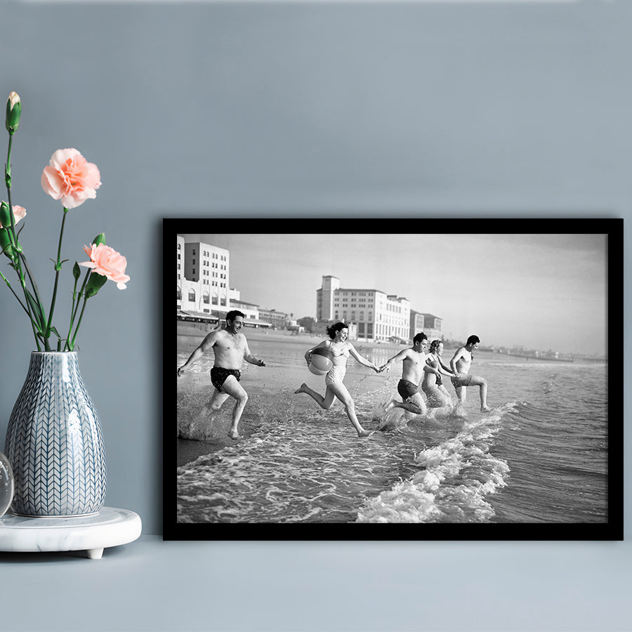 Friends at the Beach Black and White Art Coastal Wall Art, Framed Art Print Wall Decor