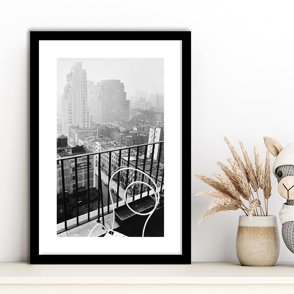 New York City View Black and White Art Architecture Print, Framed Art Print White Border Wall Decor