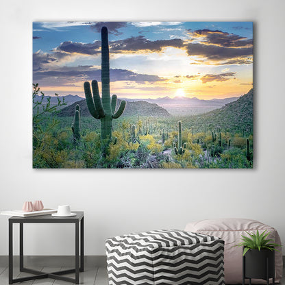Saguaro National Park Wall Art,Majestic Arizona Canvas Print Depicting the Beauty of the USA, Cavas Print Wall Art Hom Decor