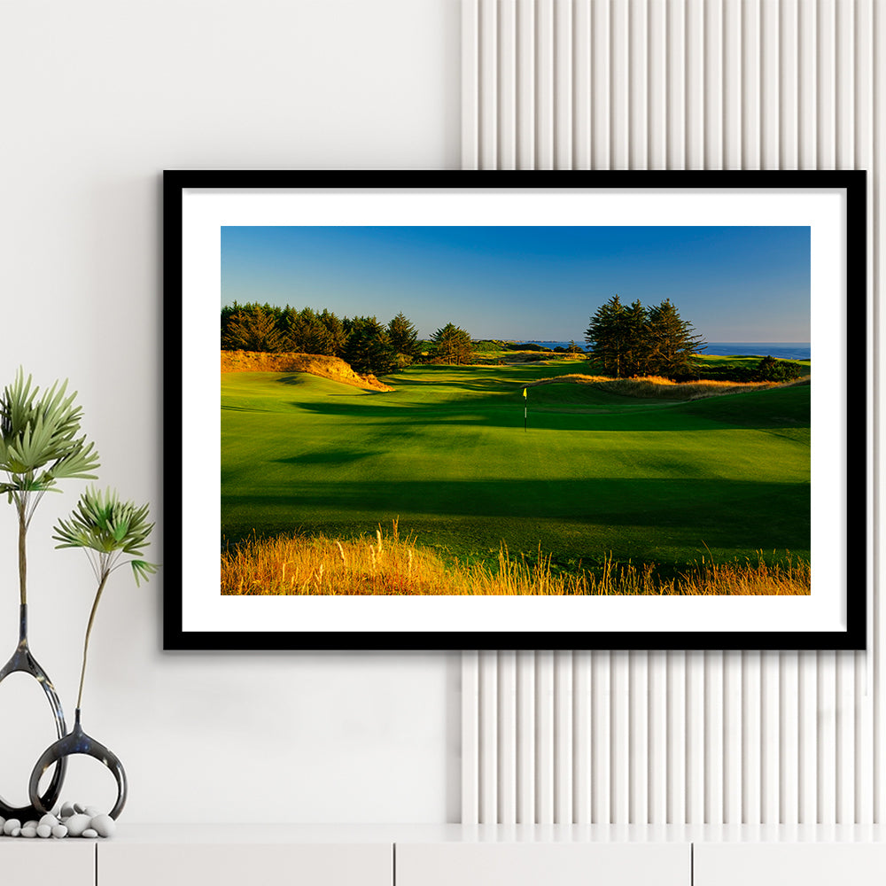 Sheep Ranch Golf Club Hole 11R, Bandon, Oregon, Goft Art Print, Framed Art Print White Border Wall Decor