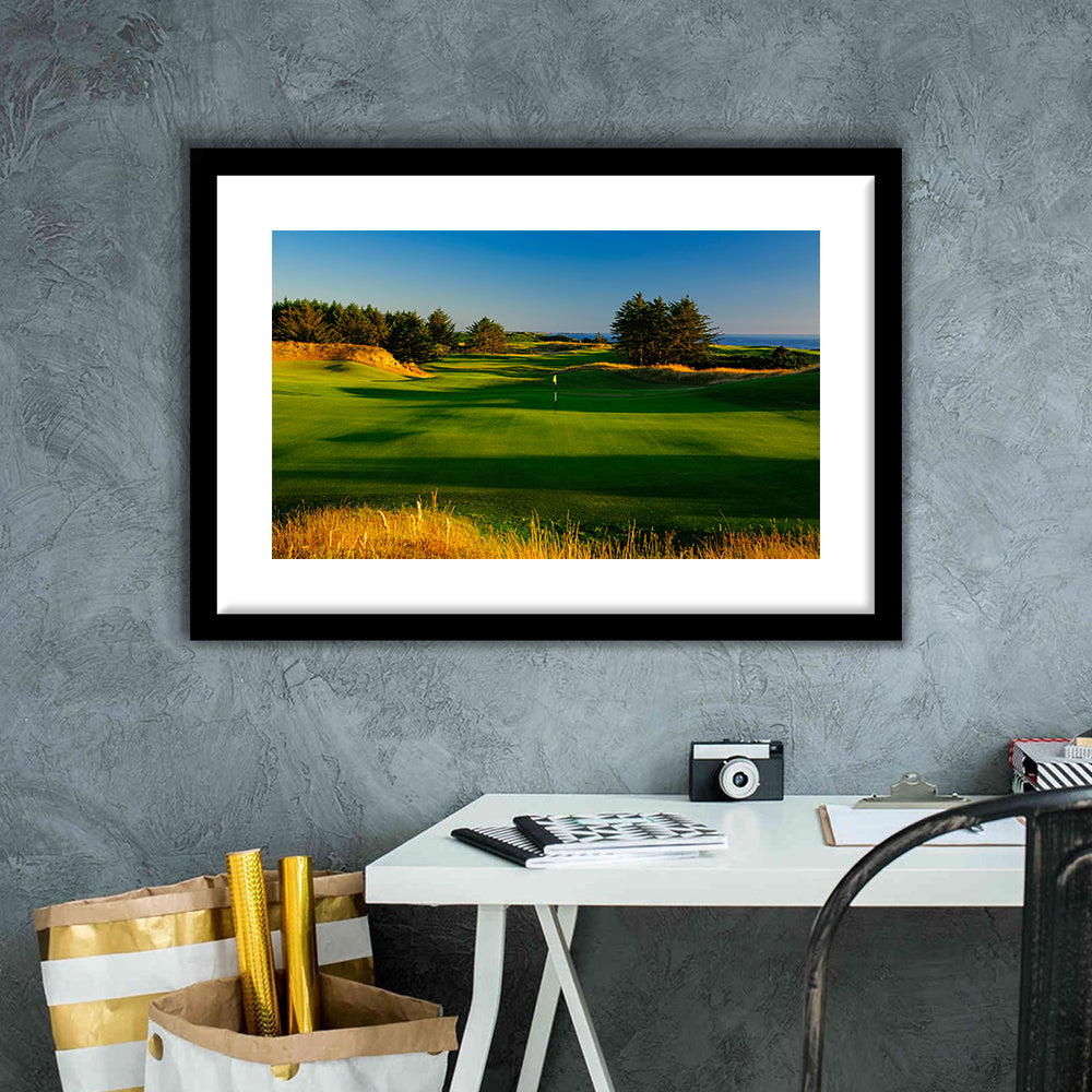Sheep Ranch Golf Club Hole 11R, Bandon, Oregon, Goft Art Print, Framed Art Print White Border Wall Decor