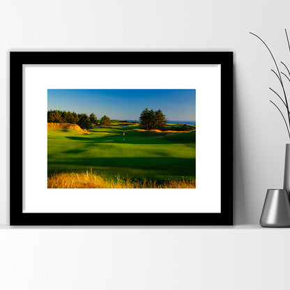Sheep Ranch Golf Club Hole 11R, Bandon, Oregon, Goft Art Print, Framed Art Print White Border Wall Decor