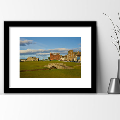 St Andrews Golf Club,Old Course Hole 18, St Andrews, Scotland, Goft Art Print, Framed Art Print White Border Wall Decor