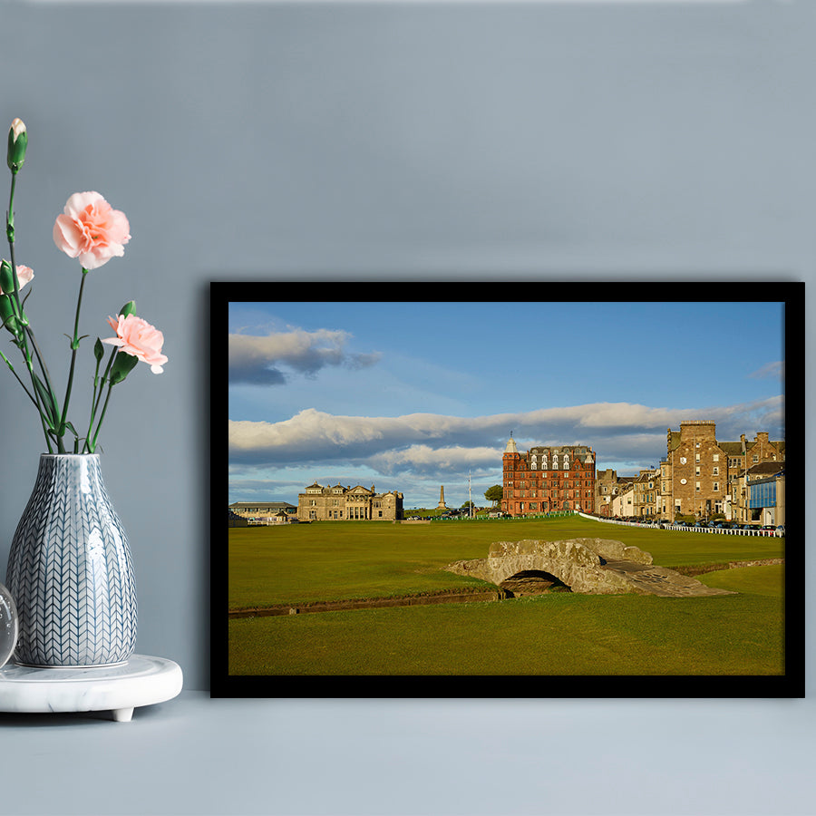 St Andrews Golf Club,Old Course Hole 18, St Andrews, Scotland, Framed Art Print Wall Decor, Picture Framed