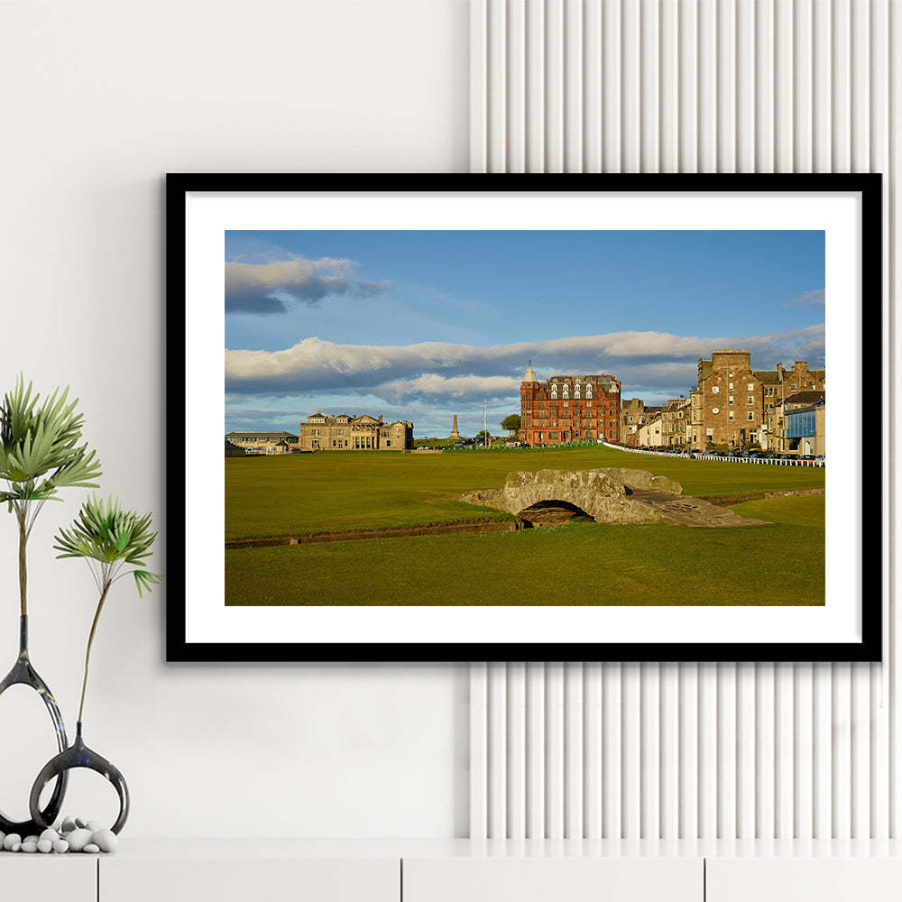 St Andrews Golf Club,Old Course Hole 18, St Andrews, Scotland, Goft Art Print, Framed Art Print White Border Wall Decor