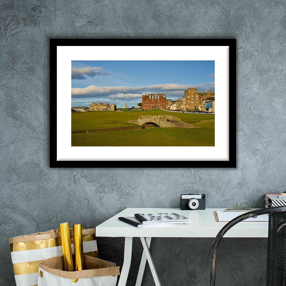 St Andrews Golf Club,Old Course Hole 18, St Andrews, Scotland, Goft Art Print, Framed Art Print White Border Wall Decor