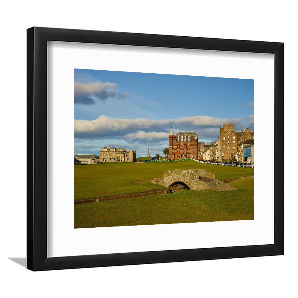 St Andrews Golf Club,Old Course Hole 18, St Andrews, Scotland, Goft Art Print, Framed Art Print White Border Wall Decor