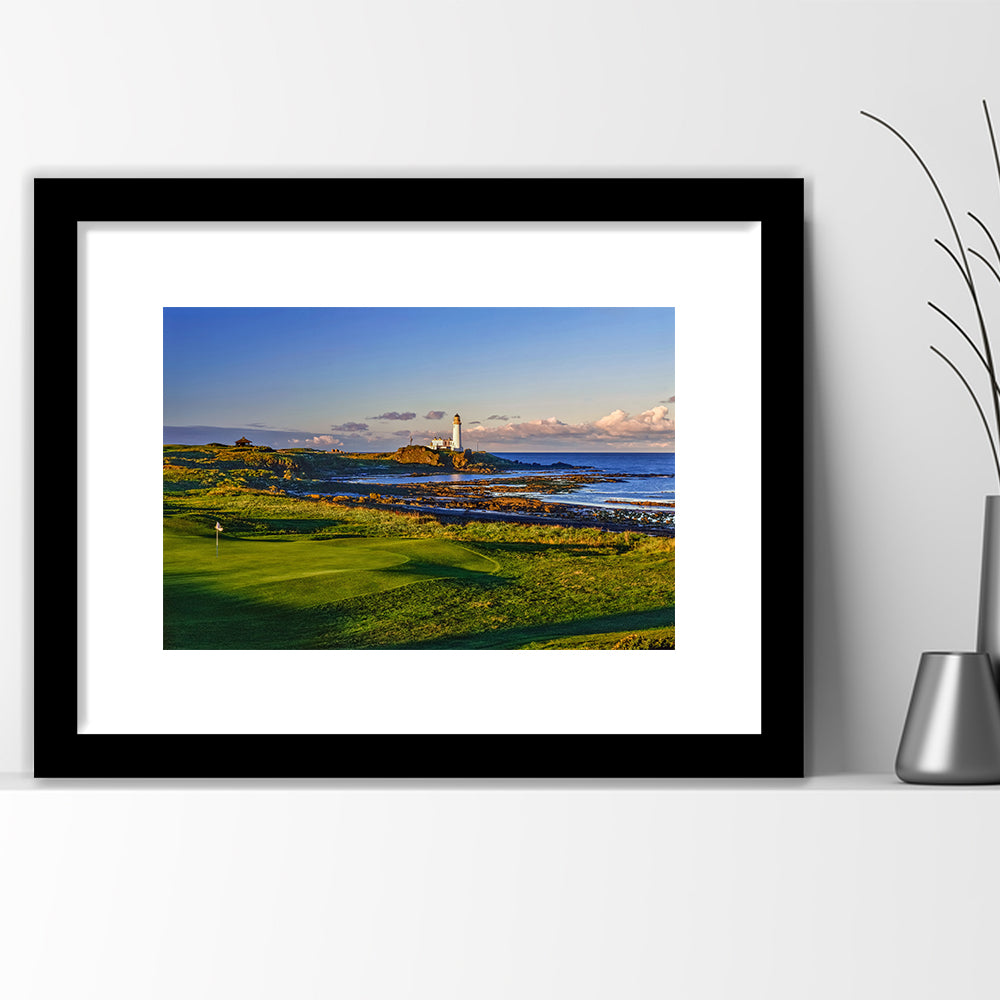Turnberry Golf Club, Alisa Course Hole 10R, Turnberry, Scotland, Goft Art Print, Framed Art Print White Border Wall Decor