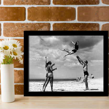 Vintage Beach Print, Black and White, Retro Wall Art, Summer Beach Art, Framed Art Print Wall Decor