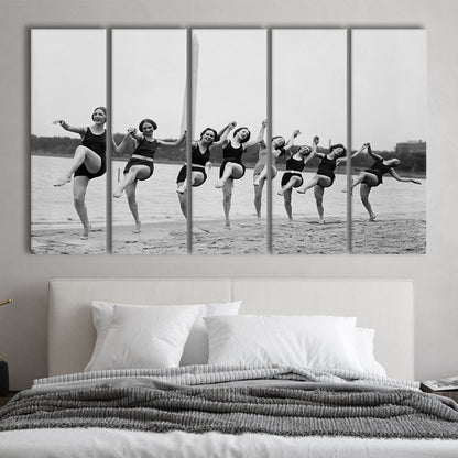 Women Having Fun Black and White Art Tidal Basin Washington DC, 5 Pieces Large Canvas Print